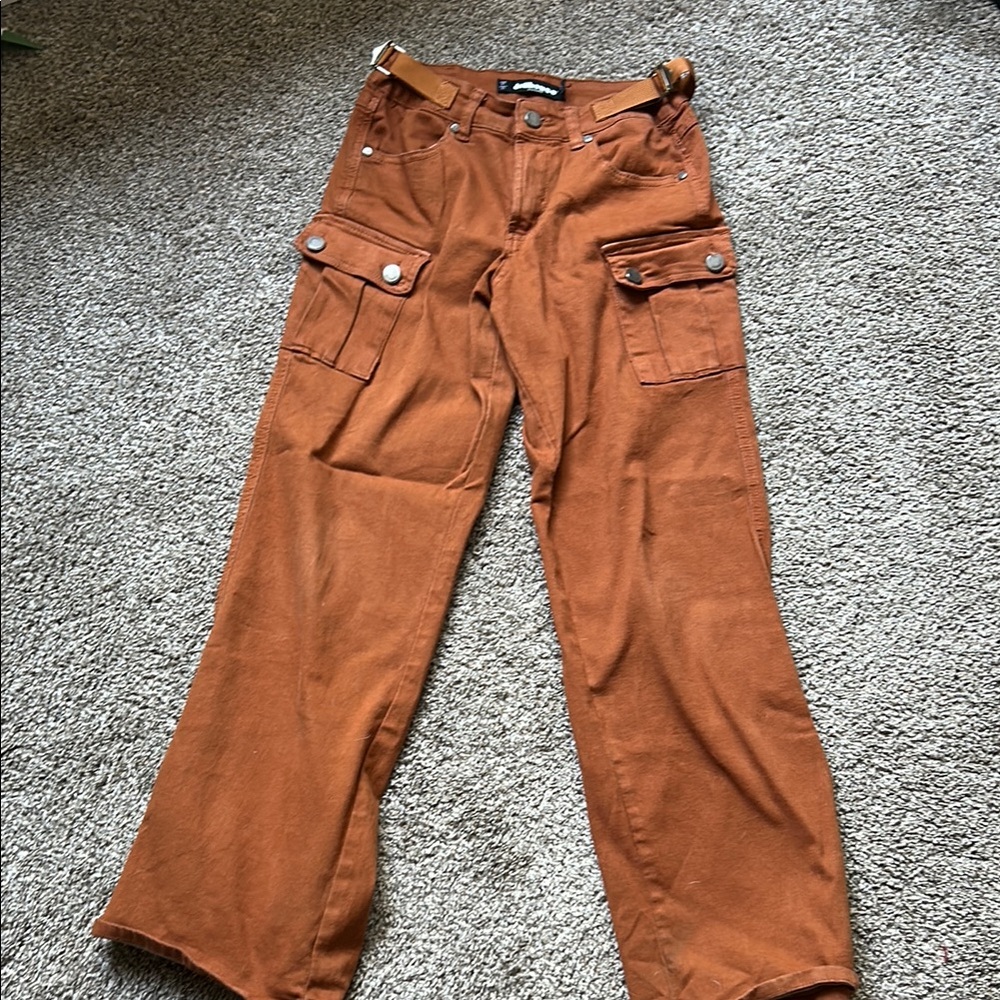 Women’s junior, organge cargo pants. Dollhouse brand